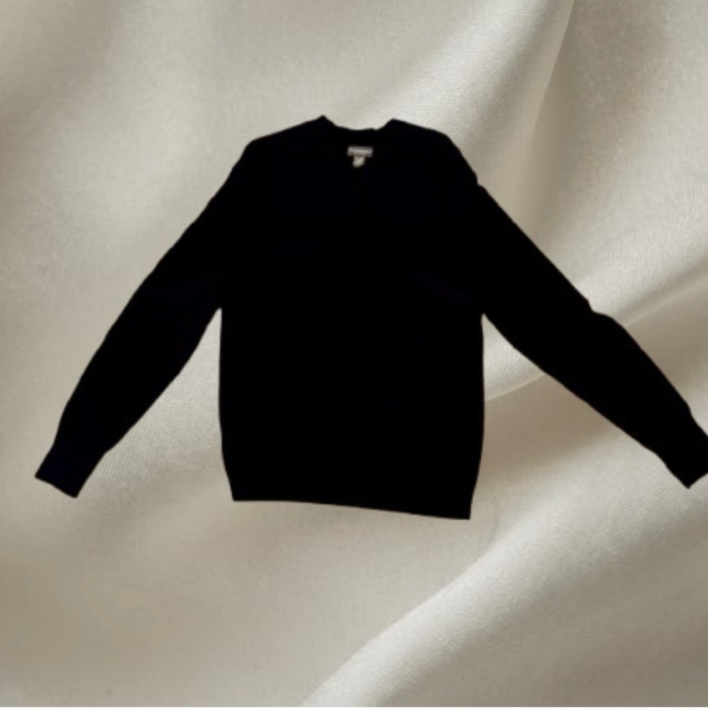 Banana Republic Men's Black V-Neck Cashmere Sweater